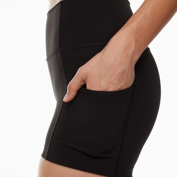 tnaSLICK tennis mid-rise 3” short - Picture 4 of 8